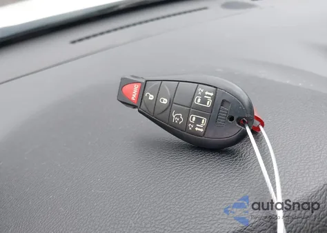 2013 Chrysler Town & Country Touring from USA, damaged, VIN 2C4RC1BG0DR689919